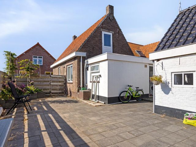 Dapperweg 11, Burgh-Haamstede