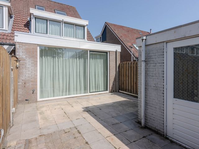 Buntgras 101, Spijkenisse