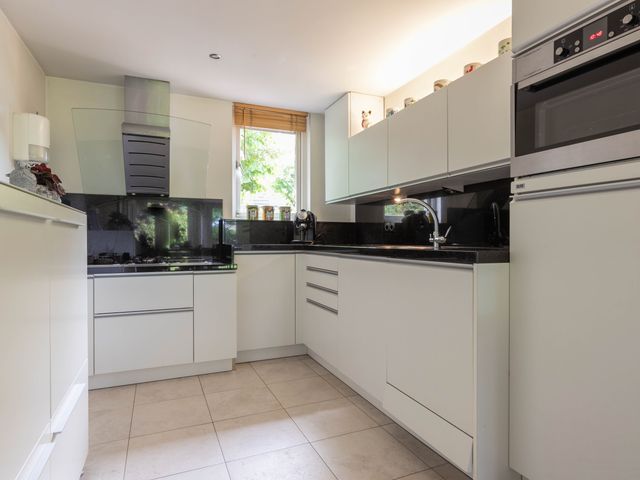 Watertuin 53, Warmond