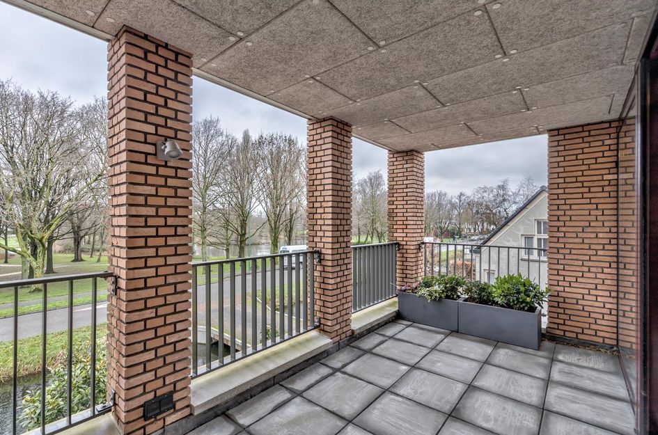 Burgemeester van Oostenweg 1l