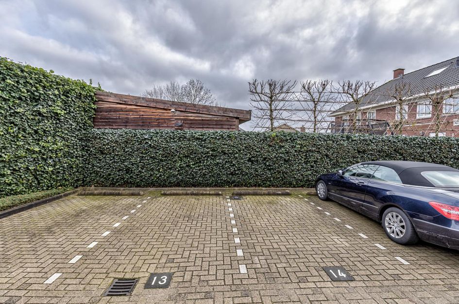 Burgemeester van Oostenweg 1l
