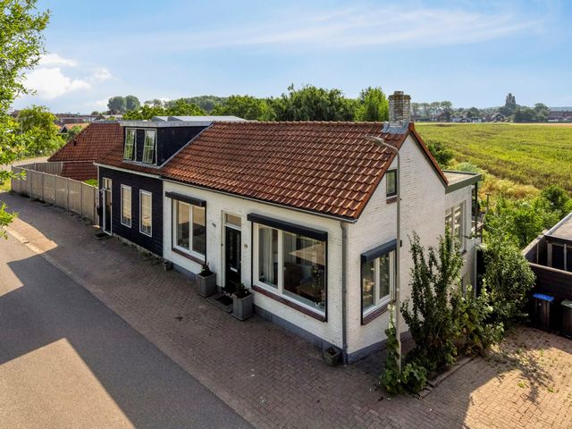 Boomdijk 9, Wolphaartsdijk