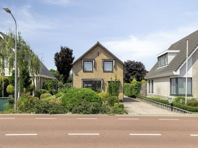 Dorpsstraat 231, Zwaag