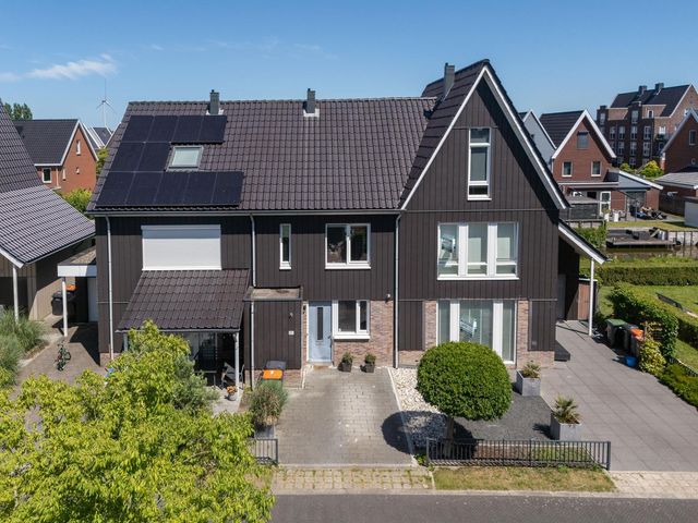 Paaldijk 193, Zwaag