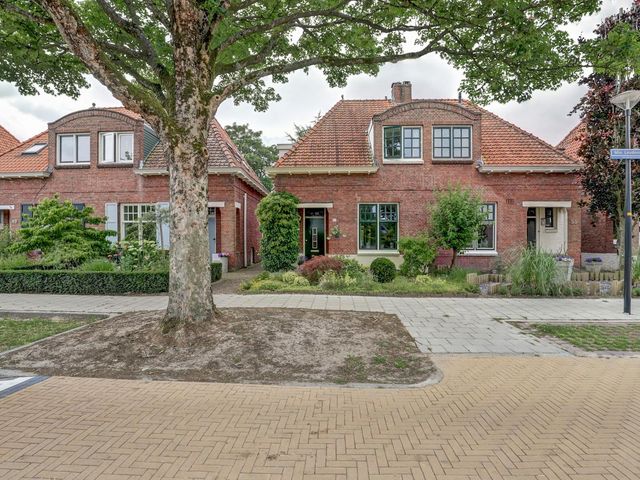 Minister Loudonlaan 53, Enschede