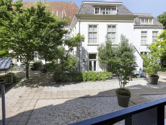 Kapucijnenhof 23, Breda