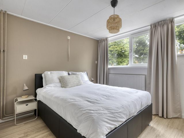 Bergkristaldijk 79, Roosendaal