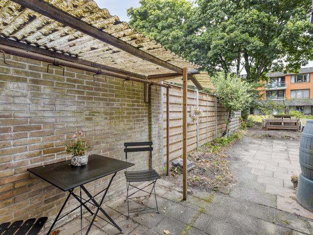 Bergkristaldijk 79, Roosendaal
