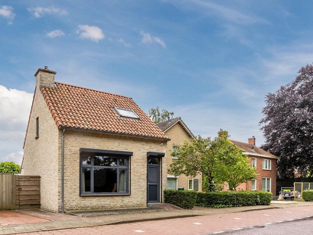 Hulsterloostraat 6, Nieuw Namen