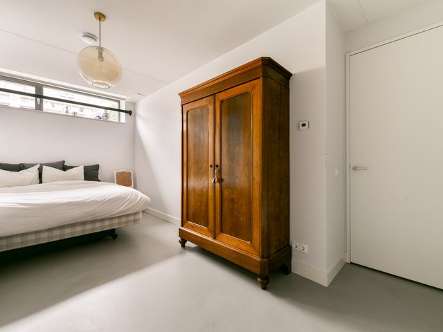 Revaleiland 425, Amsterdam