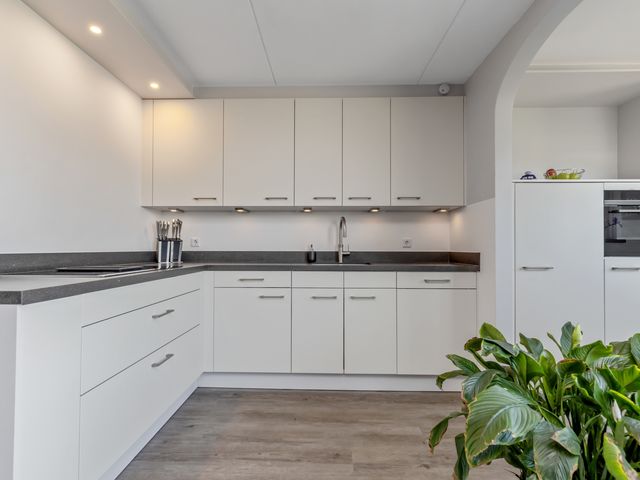 Stuurboord 30, Rijsenhout