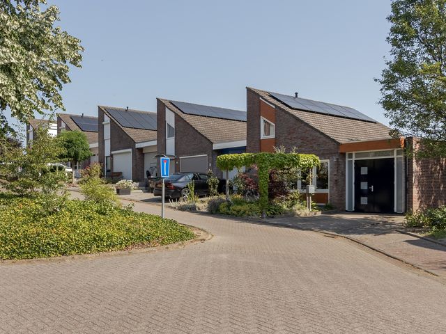 Meester Delhoofenstraat 21, Heel