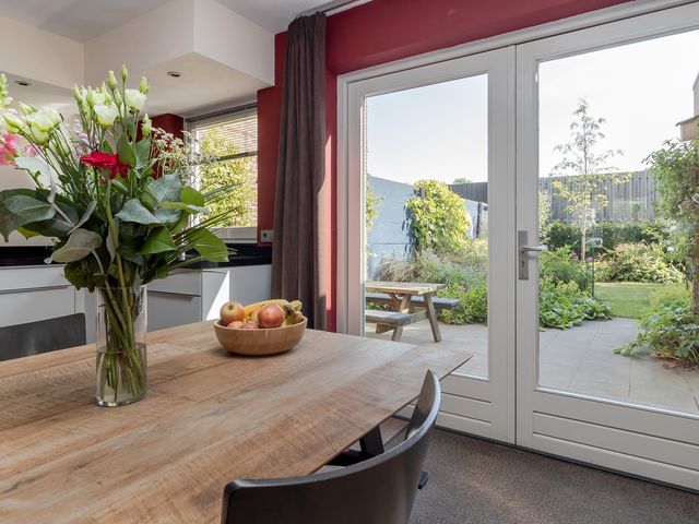 Meester Delhoofenstraat 21, Heel