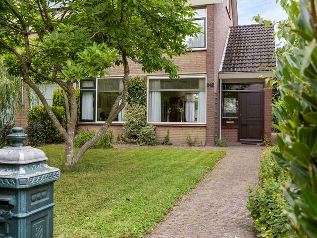 Hertogshoef 242, Raamsdonksveer