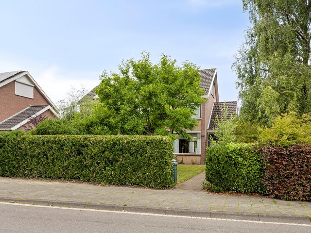 Hertogshoef 242, Raamsdonksveer