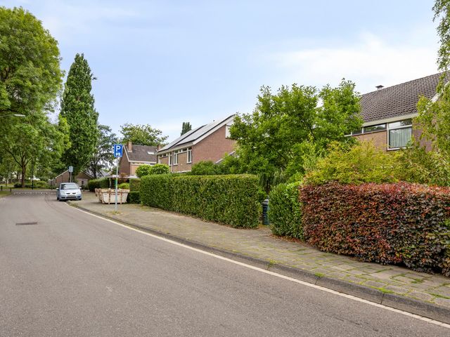 Hertogshoef 242, Raamsdonksveer