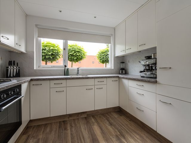 Pastoor Apeldoornpad 2, Hoogvliet Rotterdam