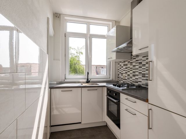 Dordtselaan 170D, Rotterdam