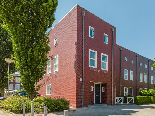 P. Engelvaartstraat 15, Spijkenisse