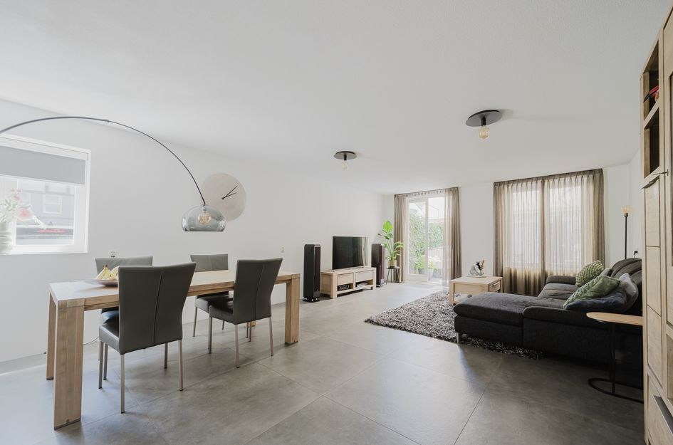 P. Engelvaartstraat 15