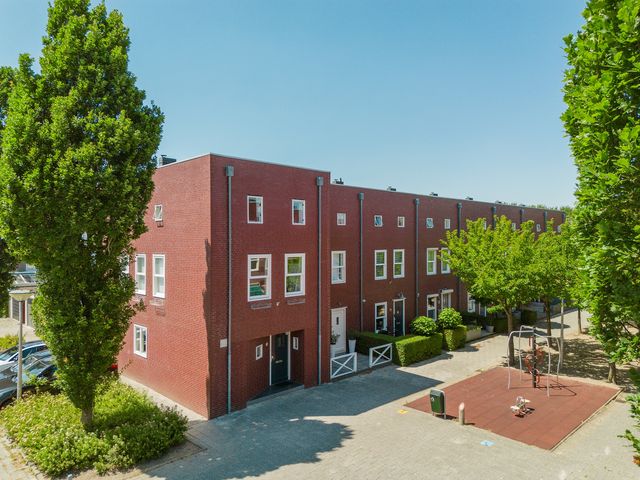 P. Engelvaartstraat 15, Spijkenisse