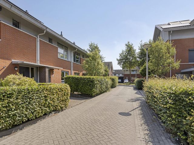 Kuifvlinder 6, Enschede