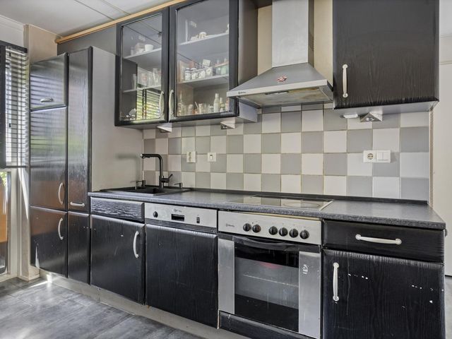 Kuifvlinder 6, Enschede