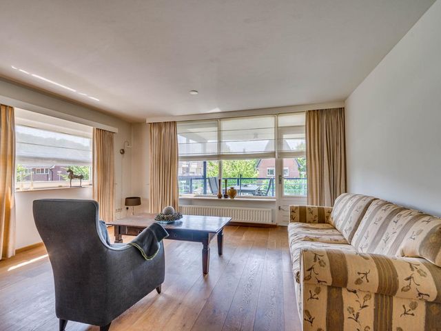 Veldzuring 21, Venlo