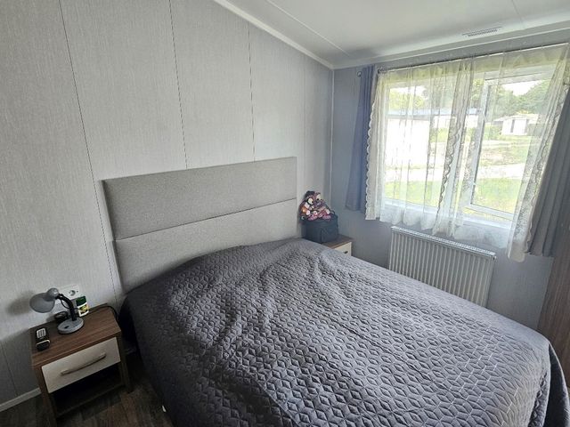 Achterzeedijk 1A155, Barendrecht