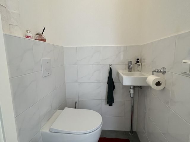 Waldorpstraat 476, Den Haag