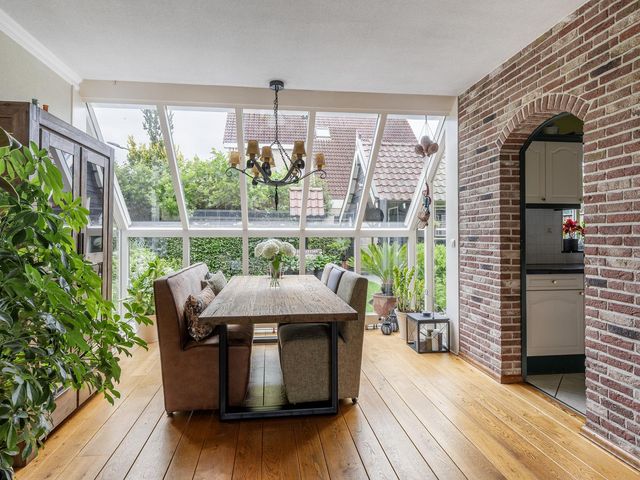 Philips van Dorpstraat 30, Oud-Vossemeer