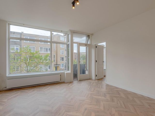 Lorentzlaan 86, Schiedam