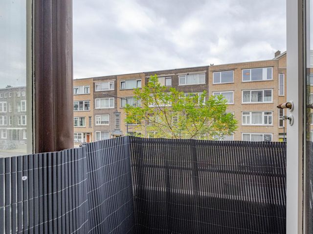Lorentzlaan 86, Schiedam