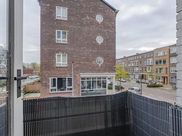 Lorentzlaan 86, Schiedam