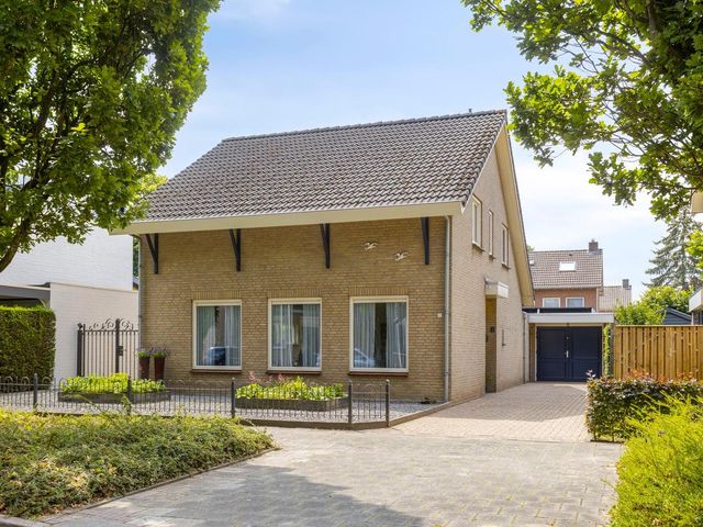 Piet Heinstraat 2, Boxmeer