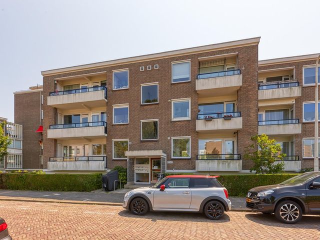 Heliotrooplaan 426, 'S-Gravenhage