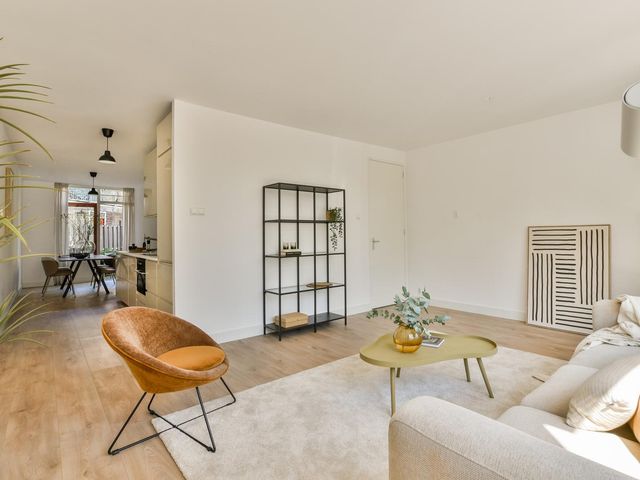 Ambonplein 40, Amsterdam