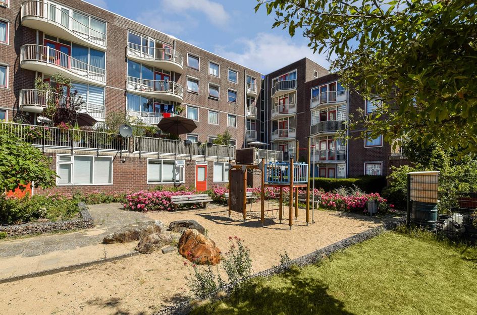 Ambonplein 40
