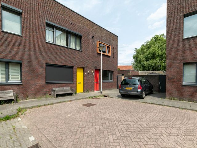 Sint Filippushof 18, Tilburg