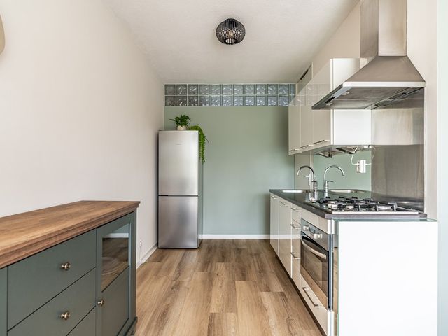 Hebriden 33, Zoetermeer