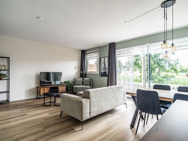 Hebriden 33, Zoetermeer
