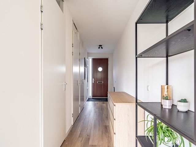 Hebriden 33, Zoetermeer
