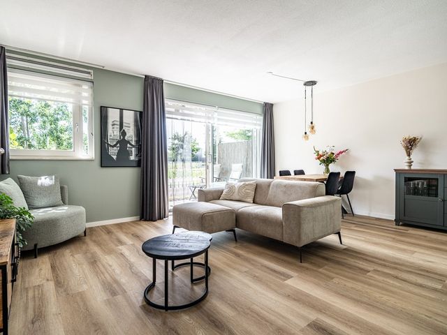 Hebriden 33, Zoetermeer