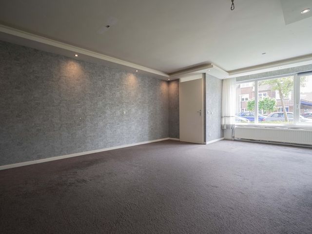 Koos Speenhofflaan 47, Beverwijk