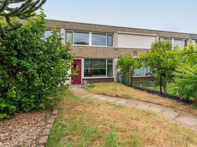 Zesde Slagen 64, 's-Hertogenbosch