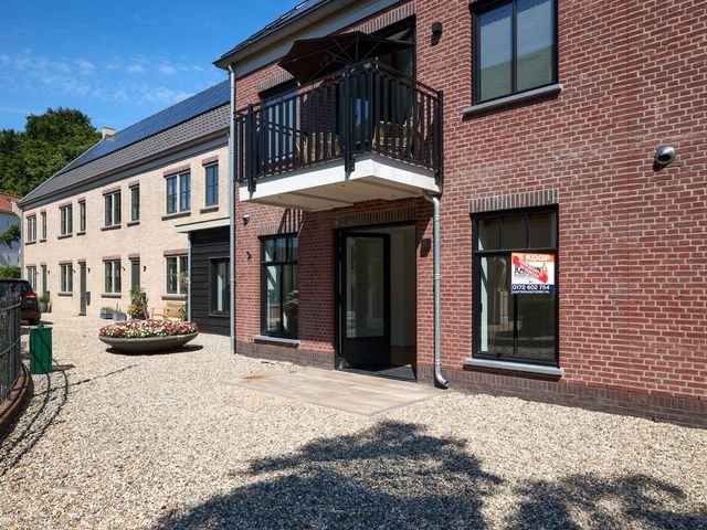 Dorpsstraat 32A, Aarlanderveen