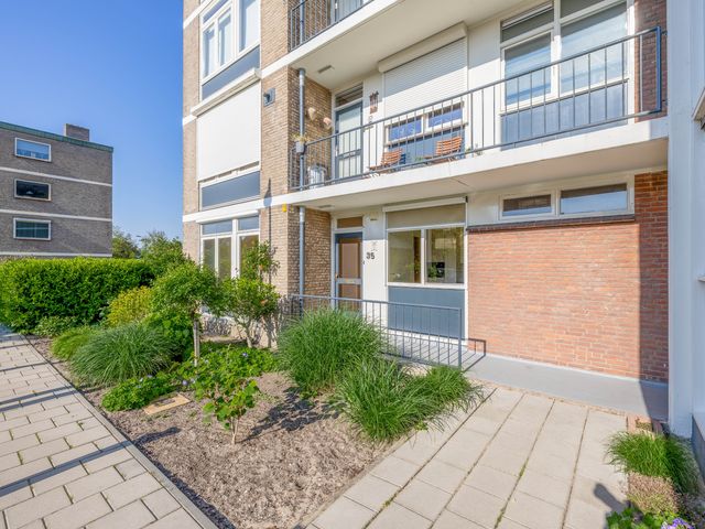 Bunchestraat 35, Reeuwijk