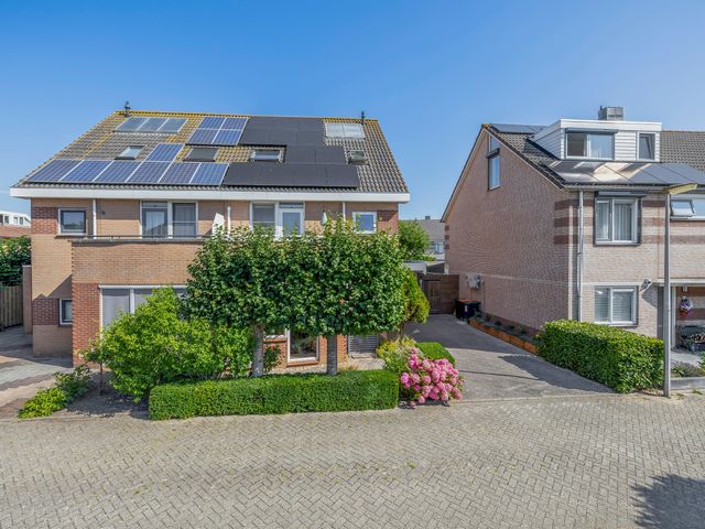 Regulus 4, Waddinxveen