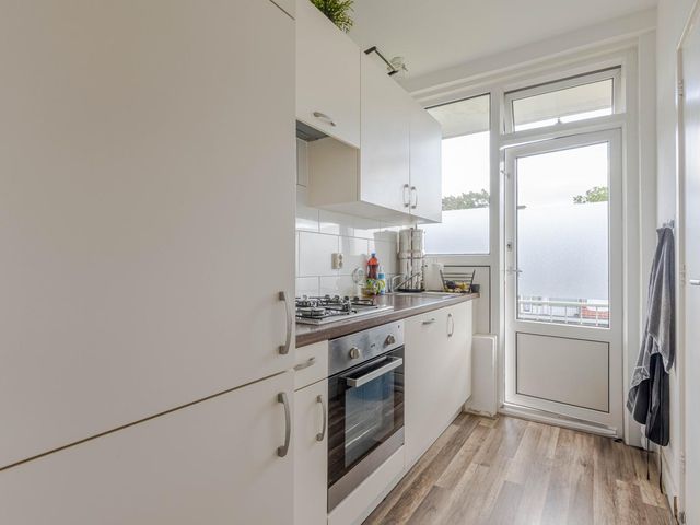 Kruisvoorde 74, Rotterdam