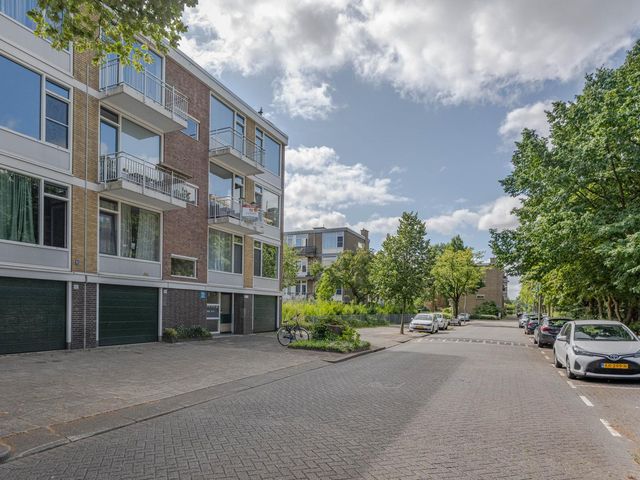 Kruisvoorde 74, Rotterdam
